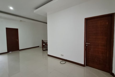 Дом с 4 спальнями в Денпасар,  (2902) 8