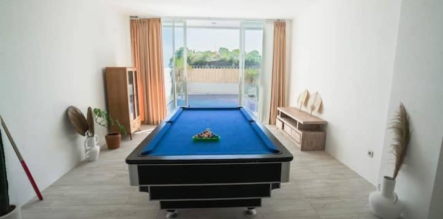 5 bedrooms Villa in Ungasan, Badung, Bali (15000)