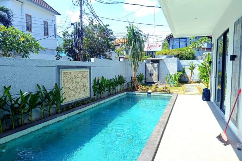 3 bedrooms Villa in Ungasan, Badung, Bali (14998)