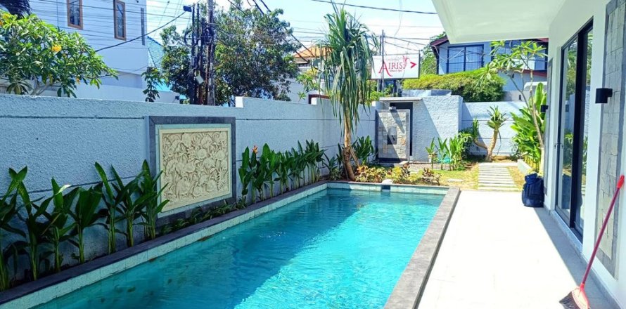 3 bedrooms Villa in Ungasan, Badung, Bali (14998)