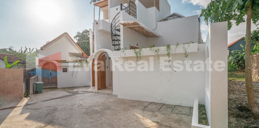 2 bedrooms Villa in Canggu, Badung, Bali (14740)