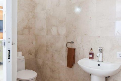 3 bedrooms Villa in Tampaksiring, Gianyar, Bali (13906) 17