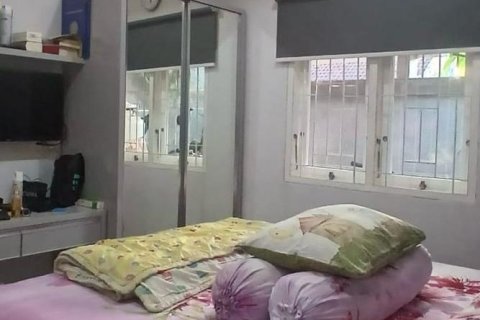 Дом с 3 спальнями в Джимбаран, Бадунг,  (9889) 6