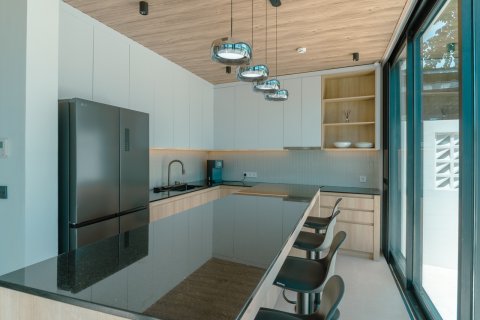 Вилла с 5 спальнями в Чангу, Бадунг,  (9885) 5