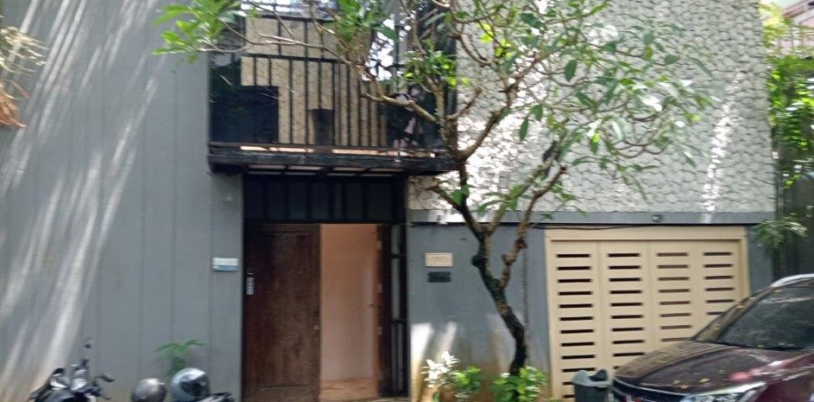 3 bedrooms Villa in Jimbaran, Badung,  (9890)