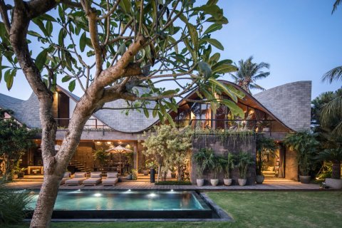 4 bedrooms House in Ubud, Gianyar, Bali (15769)