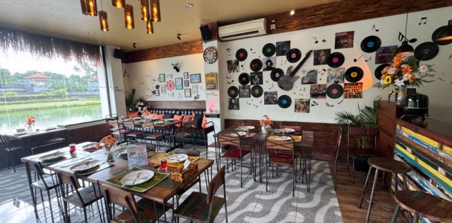 Коммерческая недвижимость с 3 спальнями в Блахбатух, Гианьяр,  (9368)