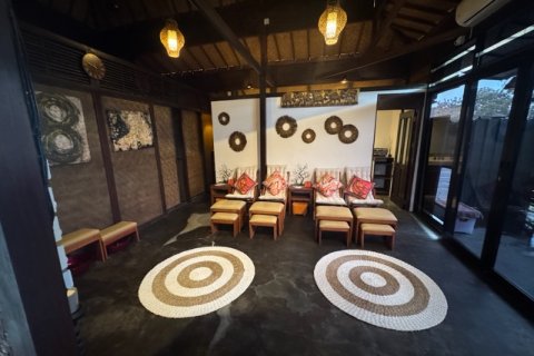 Коммерческая недвижимость с 3 спальнями в Блахбатух, Гианьяр,  (9368) 7