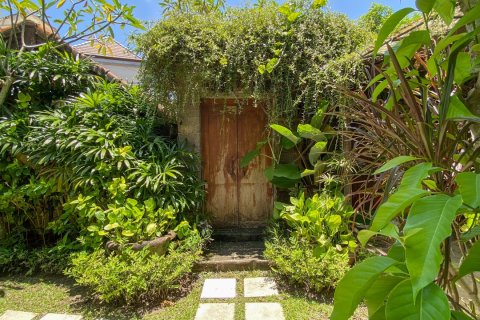550m2 Villa in Canggu, Badung, Bali (10338) 2