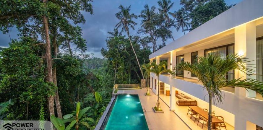 4 bedrooms Villa in Ubud, Gianyar, Bali (10332)
