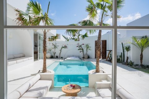 160m2 Villa in Badung, Bali (10336) 9