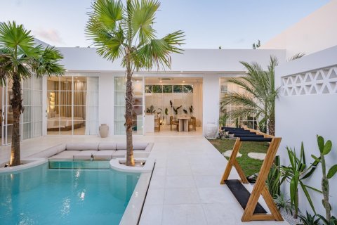 Studio Villa in Badung, Bali (10336)