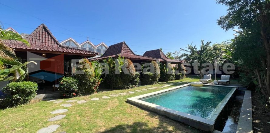 3 bedrooms Villa in Munggu, Mengwi, Badung, Bali (14764)