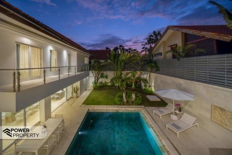 4 bedrooms Villa in Seminyak, Badung,  (9227) 22