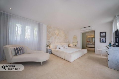 4 bedrooms Villa in Seminyak, Badung,  (9227) 18