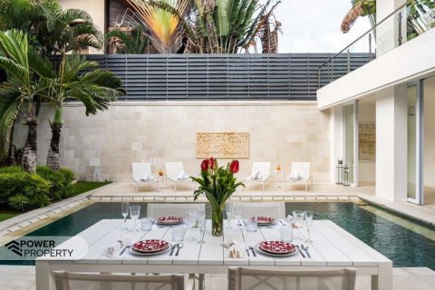 4 bedrooms Villa in Seminyak, Badung,  (9227) 9