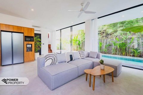 Вилла с 3 спальнями в Тампаксиринг, Гианьяр,  (9228) 25