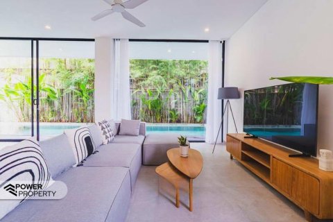 Вилла с 3 спальнями в Тампаксиринг, Гианьяр,  (9228) 21