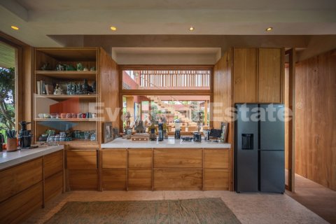 6 bedrooms Villa in Tumbak Bayuh, Mengwi, Badung, Bali (14776) 18