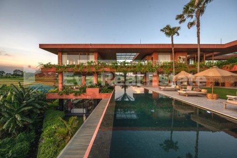 6 bedrooms Villa in Tumbak Bayuh, Mengwi, Badung, Bali (14776)