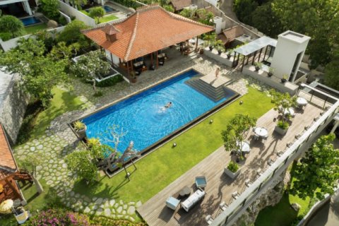 Вилла с 10 спальнями в Южная Кута, Бадунг,  (1578) 1
