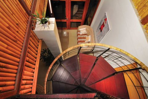 Квартира с 7 спальнями в Беноа, Бадунг,  (9288) 4