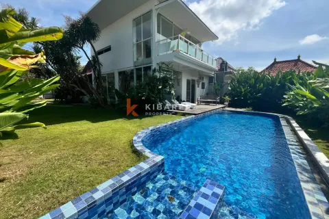4 bedrooms Villa in Tumbak Bayuh, Mengwi, Badung, Bali (13436) 2