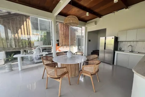 4 bedrooms Villa in Tumbak Bayuh, Mengwi, Badung, Bali (13436) 12