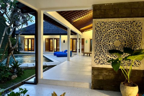 4 bedrooms Villa in Canggu, Badung, Bali (11673)