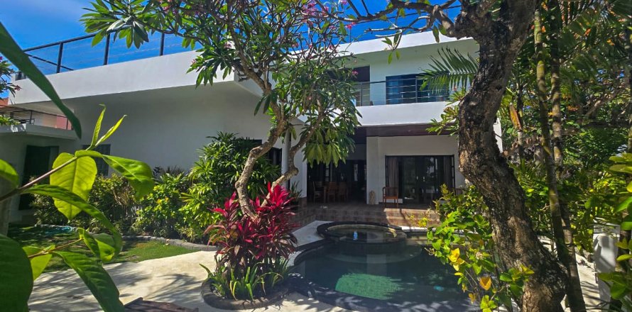 Вилла студия в Нуса Дуа, Бадунг, Бали (10250)