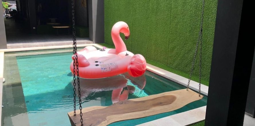 Коммерческая недвижимость 1159м2 в Семиньяк, Бадунг, Бали (10252)